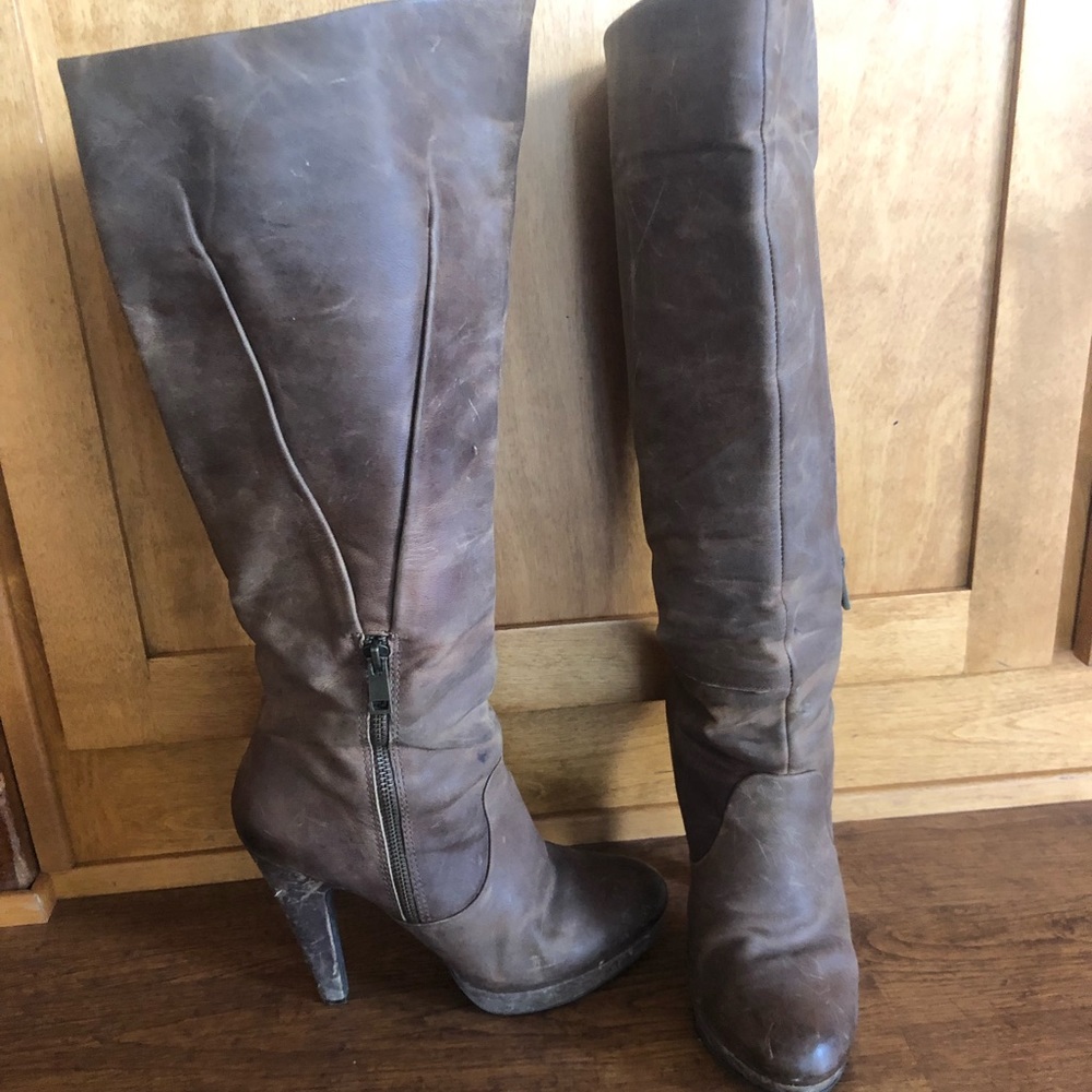 Jessica Simpson tall boot